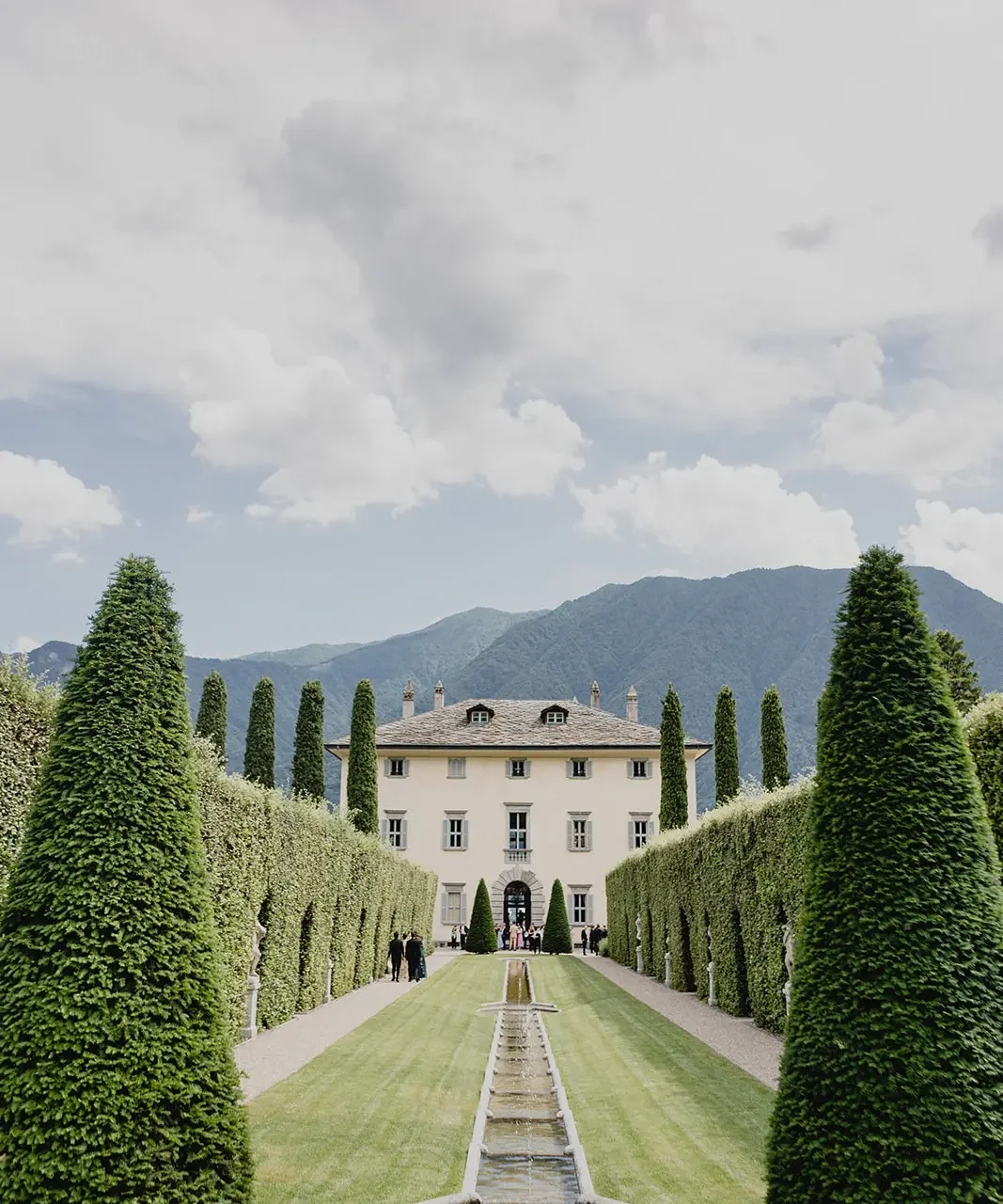 https://nails.e-sphera.it/wp-content/uploads/2026/04/lake-como-balbiano5-1-1067x1280.webp