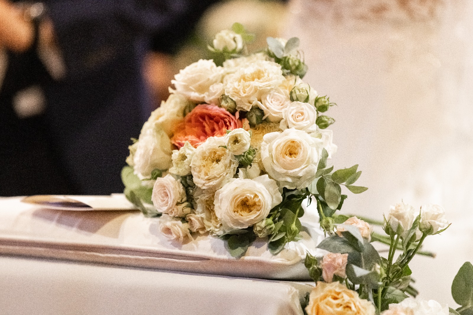 https://nails.e-sphera.it/wp-content/uploads/2026/06/Allestimenti-floreali-matrimonio.jpeg